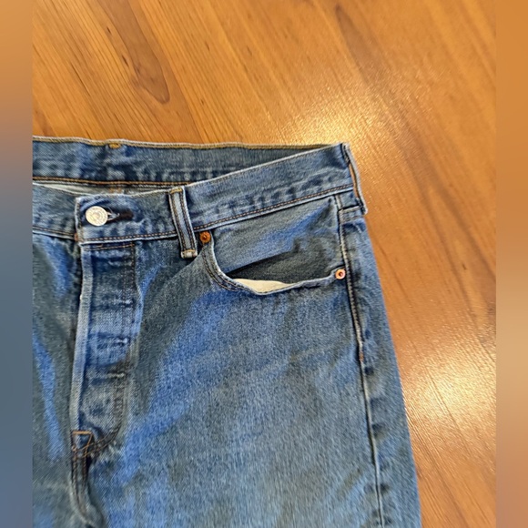 levi’s 501s - Picture 3 of 4